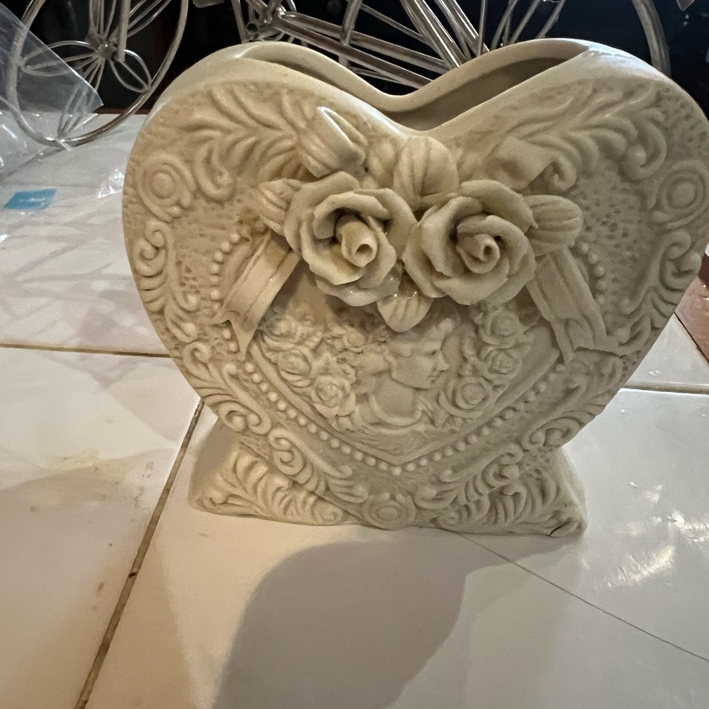 Heart-Shaped Decorative Vase with Roses